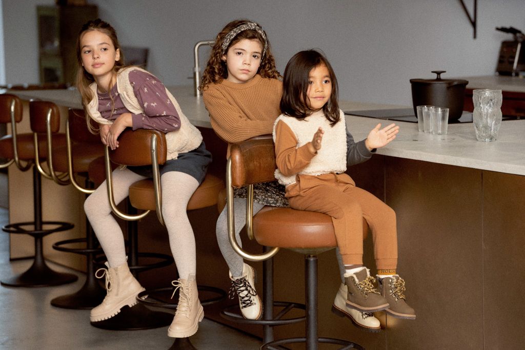 Sweaters & Longsleeves Hedgehog & Deer