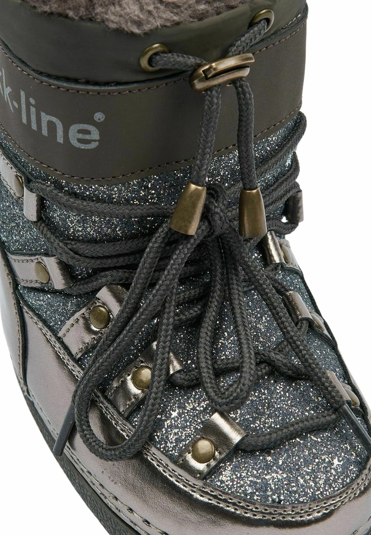 Snow Boot Dark shadow, Mikk Line