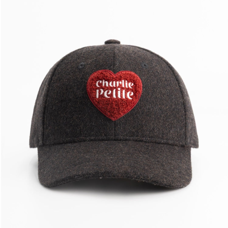 Solange Cap, Charlie Petite