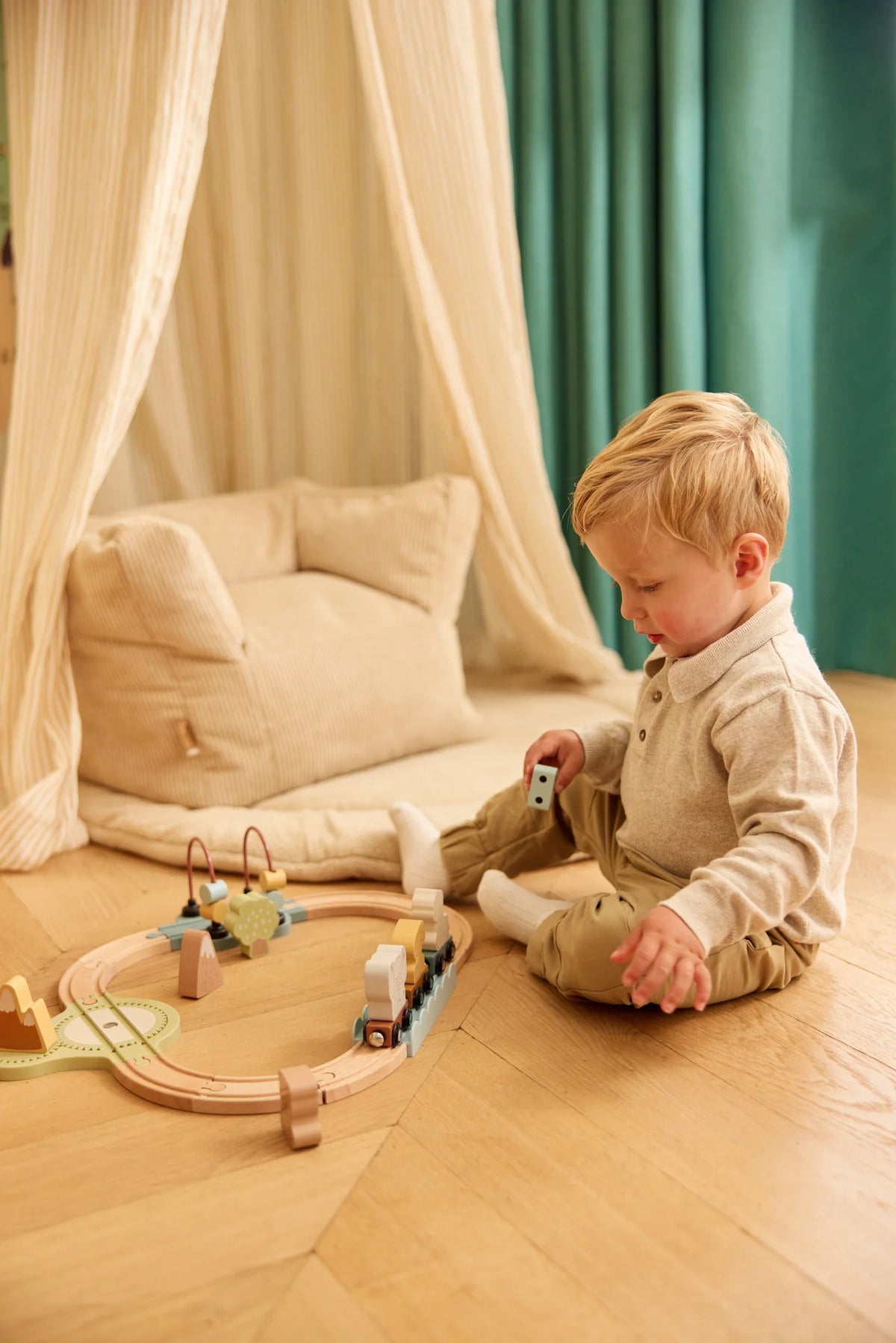 Houten treinset Jollies, Jollein