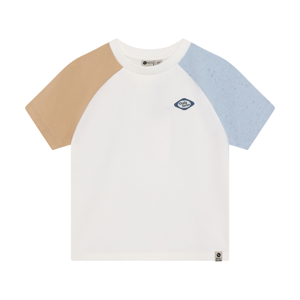 T-shirt contrast, Daily Seven