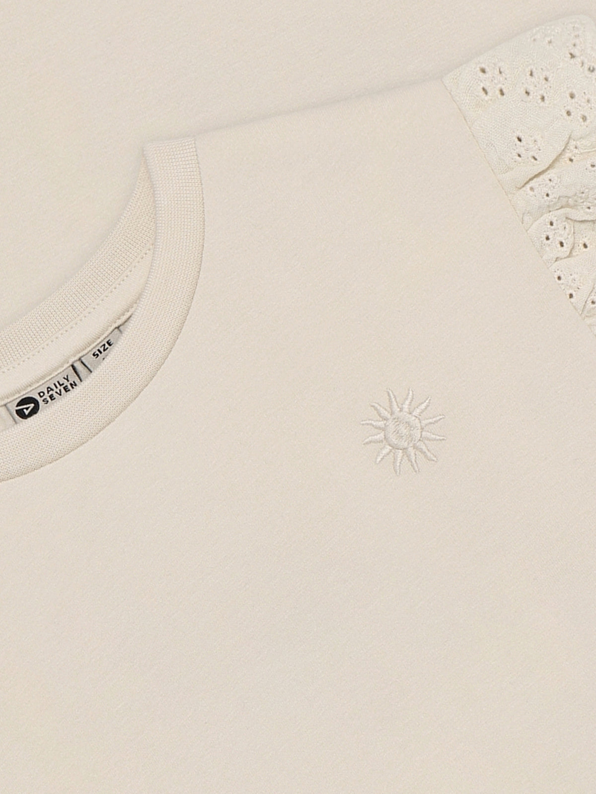T-shirt Broderie sandshell, Daily Seven