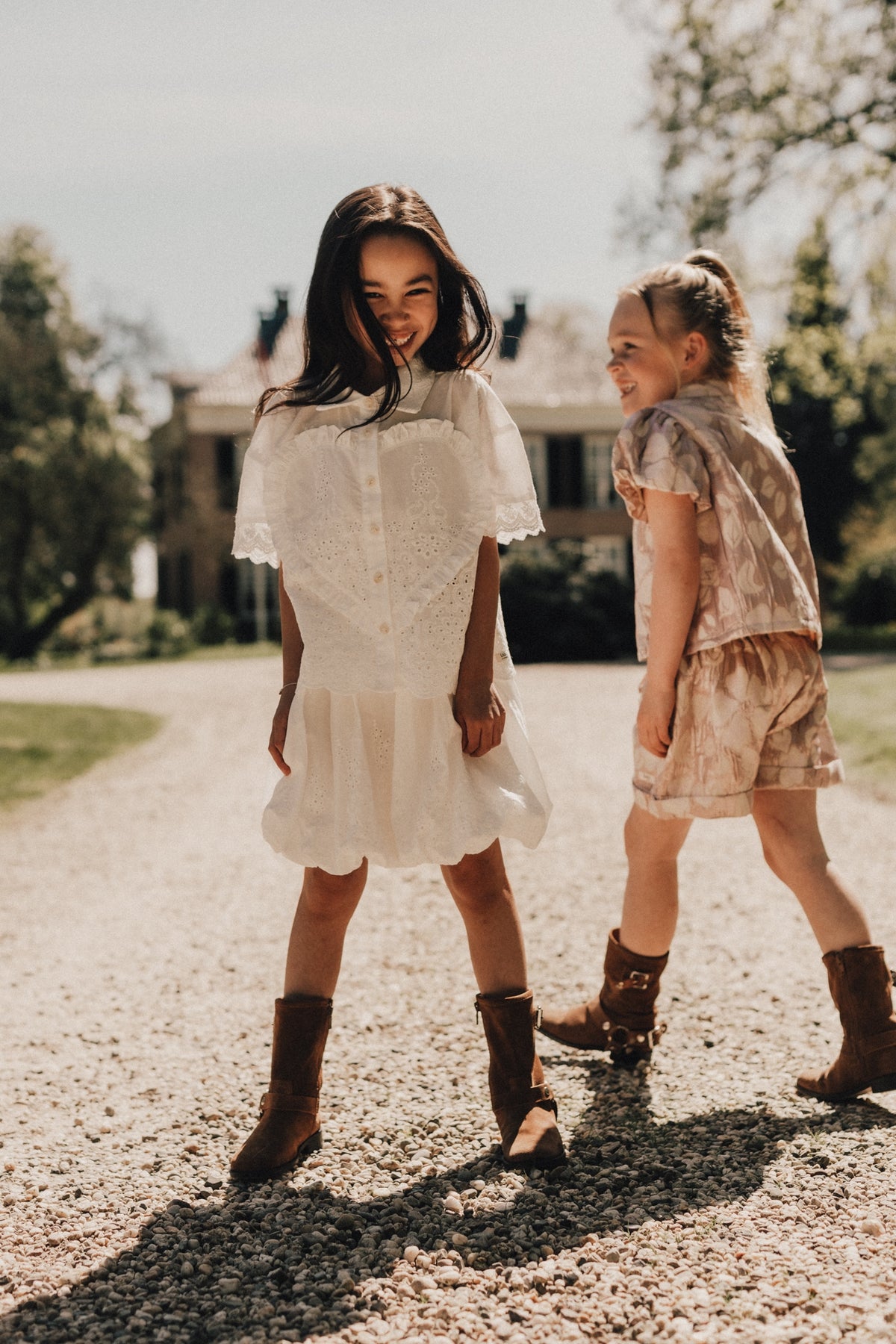 Top Louni Off-white, Baje Studio