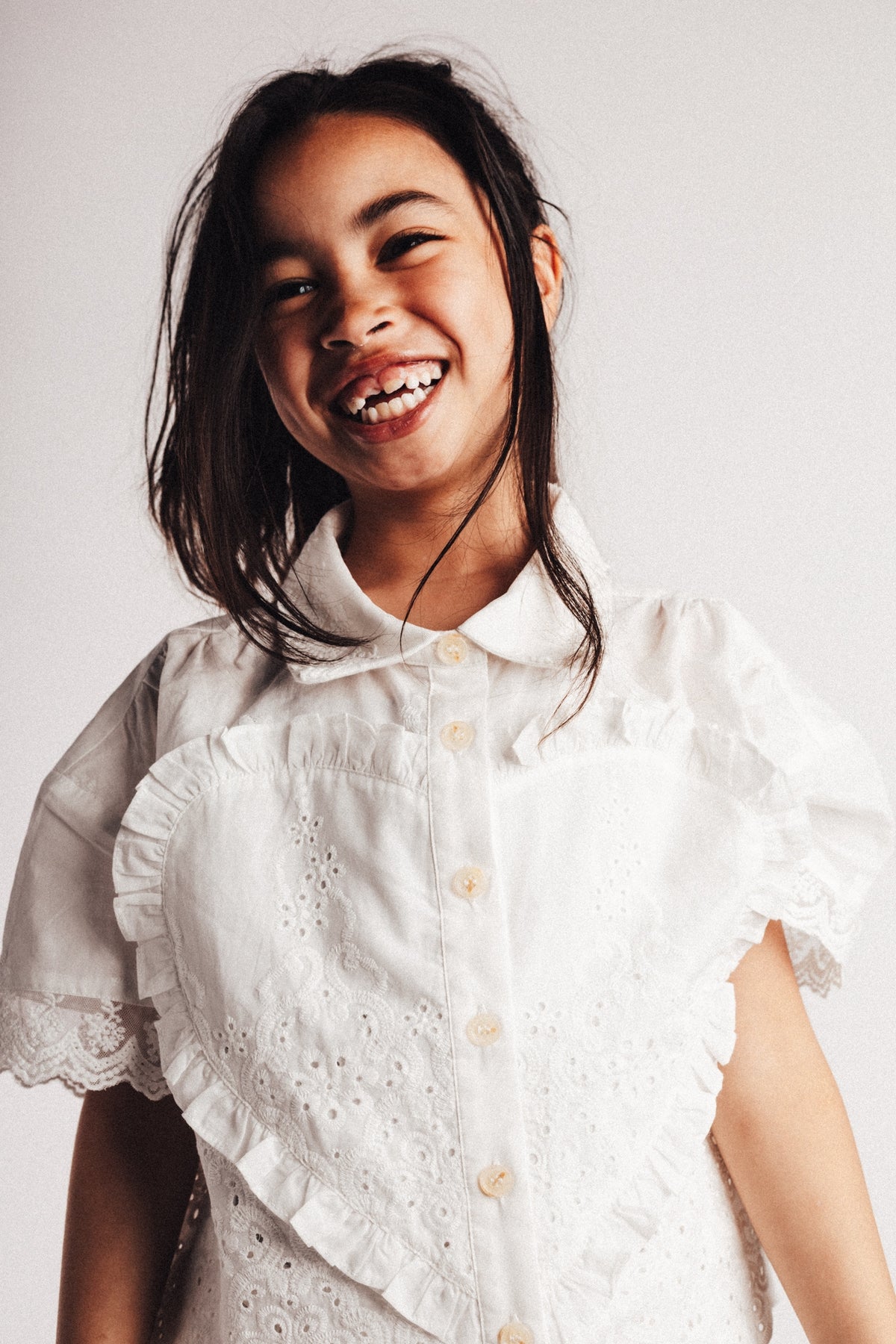 Top Louni Off-white, Baje Studio