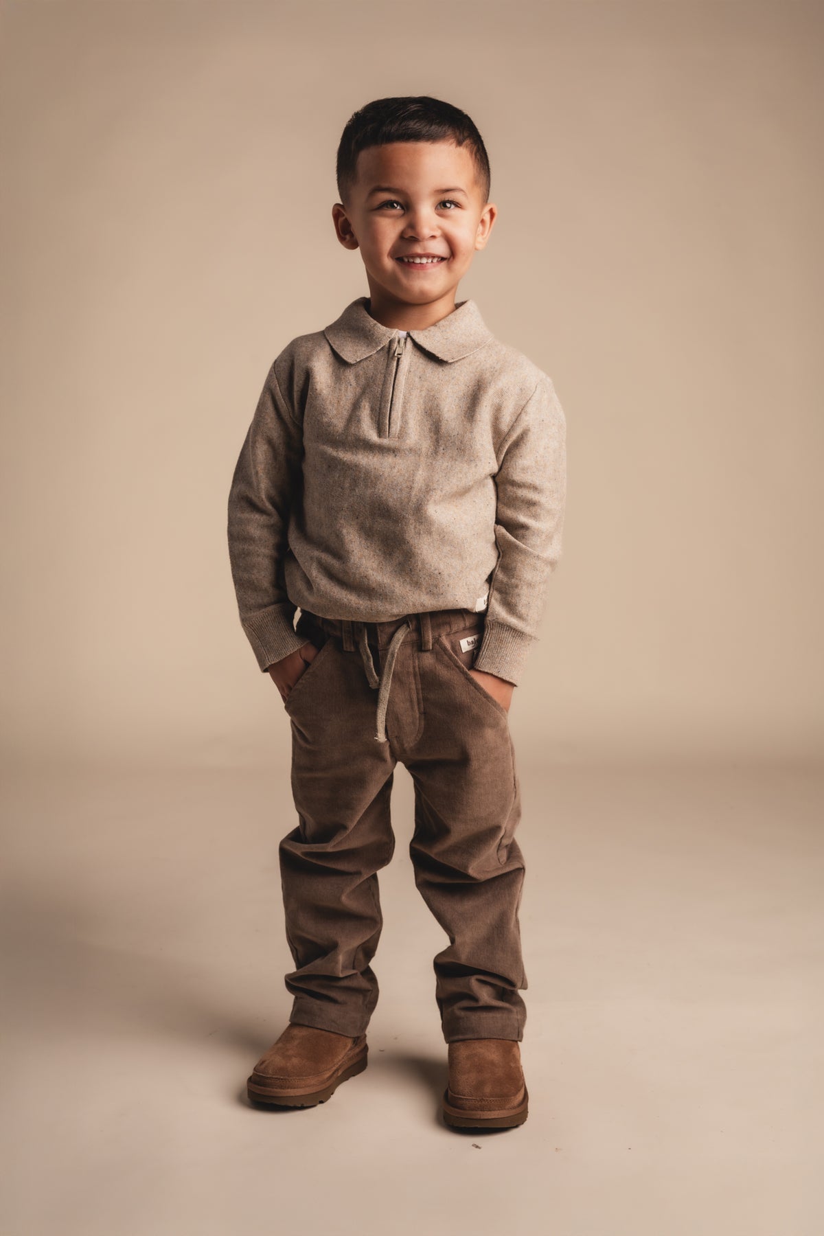 Polo trui Fez Taupe, Baje Studio