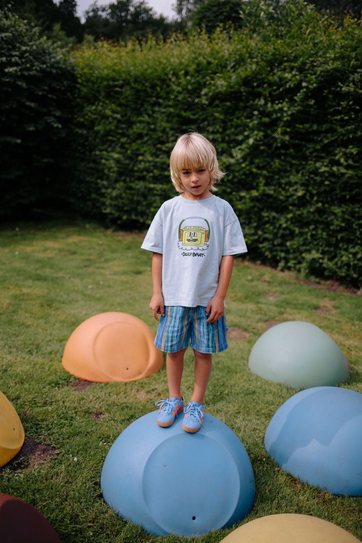 T-shirt headphones sterling blue, Daily Brat