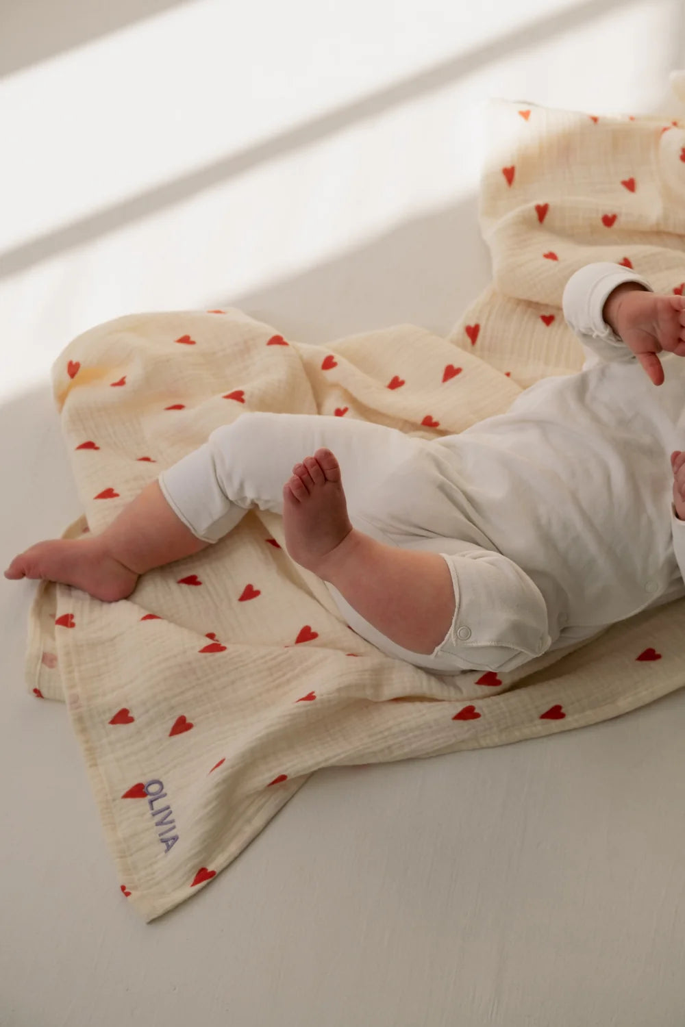 Swaddle Print large 120 x120 Beige Hearts, Studio Noos