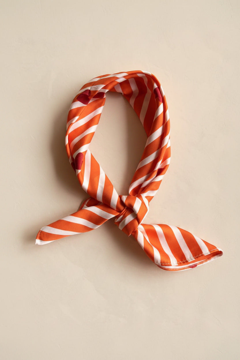 Sjaaltje oranje met hartjes