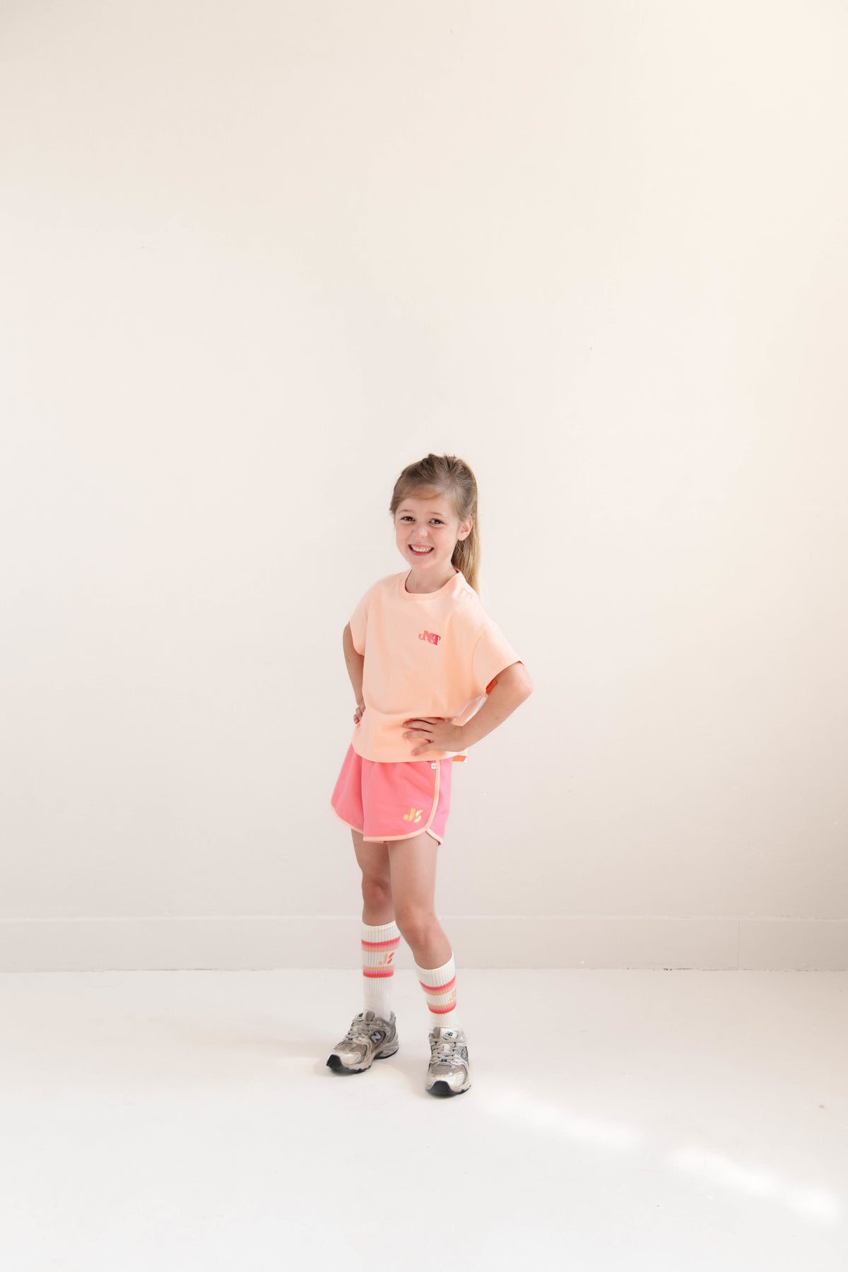 Livia T-shirt Peach Orange, Jenest