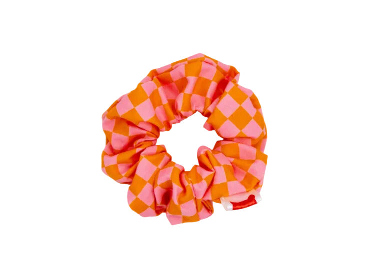 Scrunchie Pink block