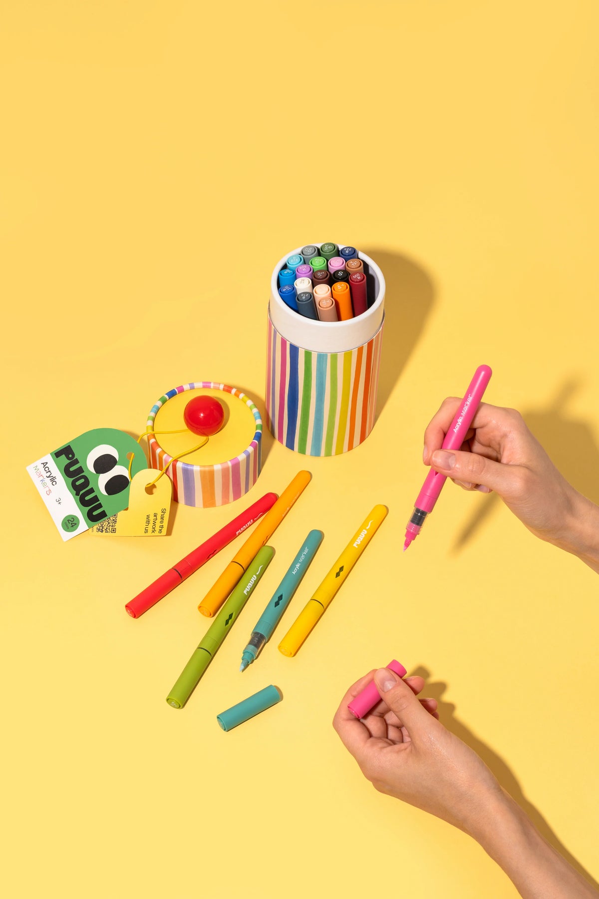 24 acrylic markers, Puquu