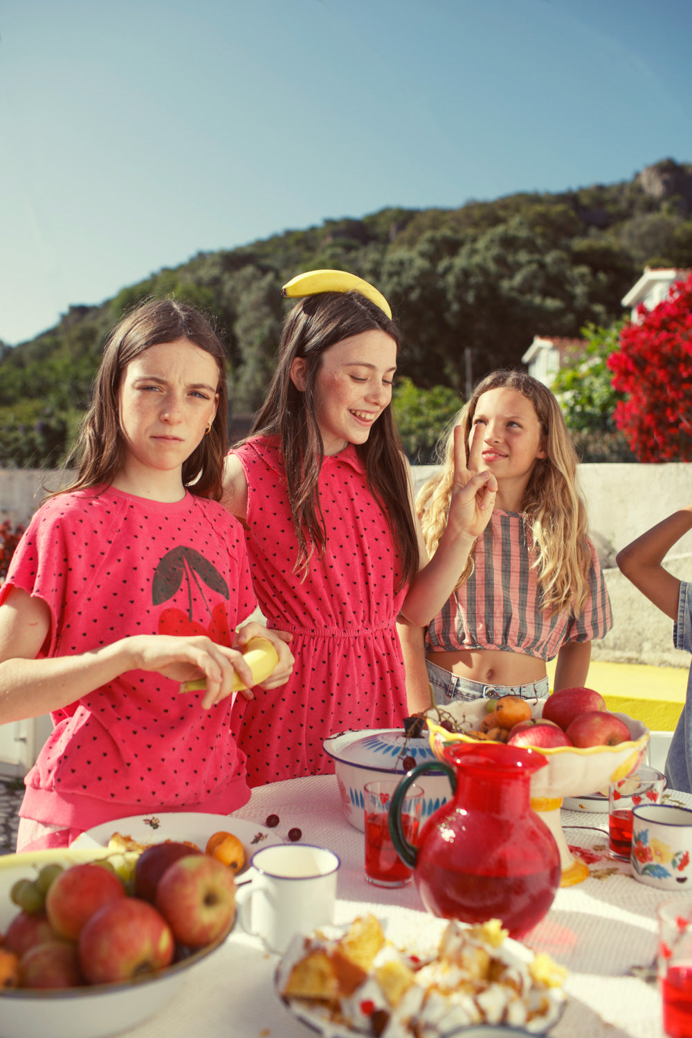 Sleeveless sweatshirt pink with cherry print, Piupiuchick