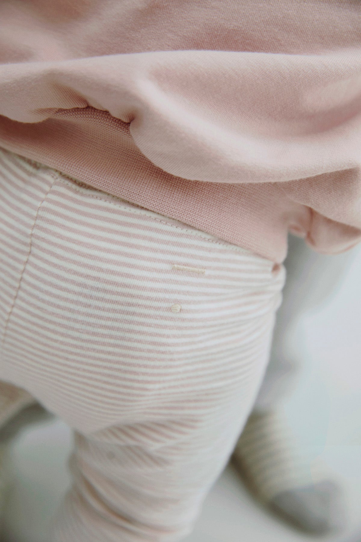 Baby Dropped shoulder sweater Faded Pink, Gray Label