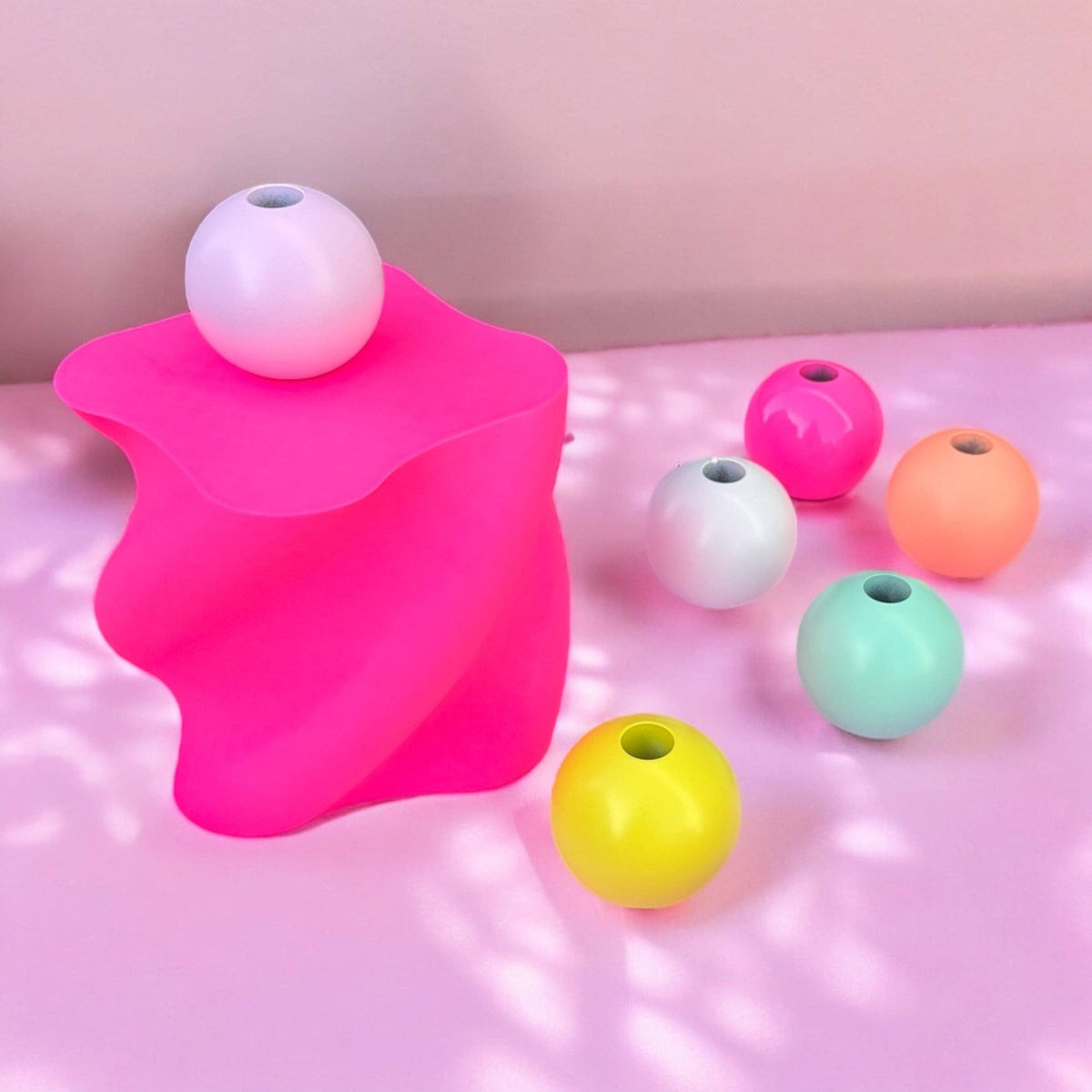 Flipper Boob, pink Stories