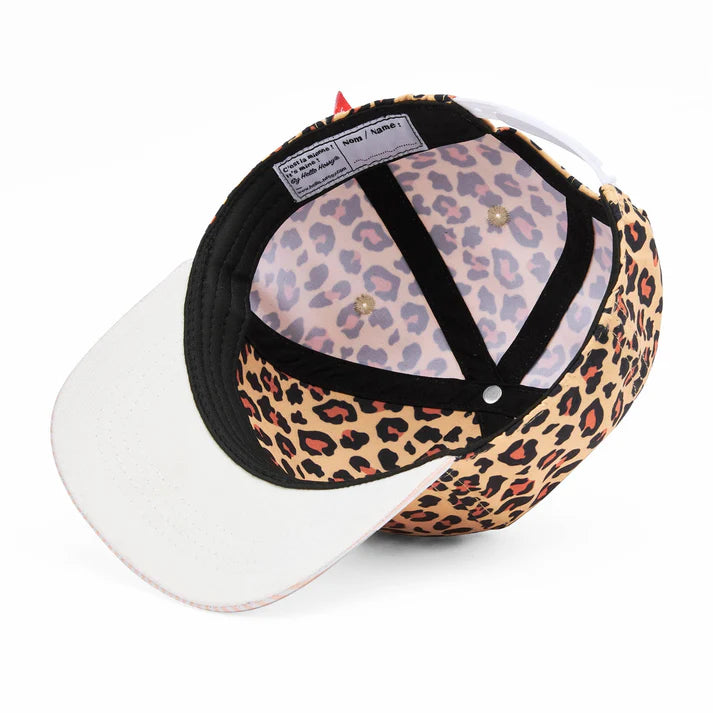 Cap Leopard 6, Hello Hossy