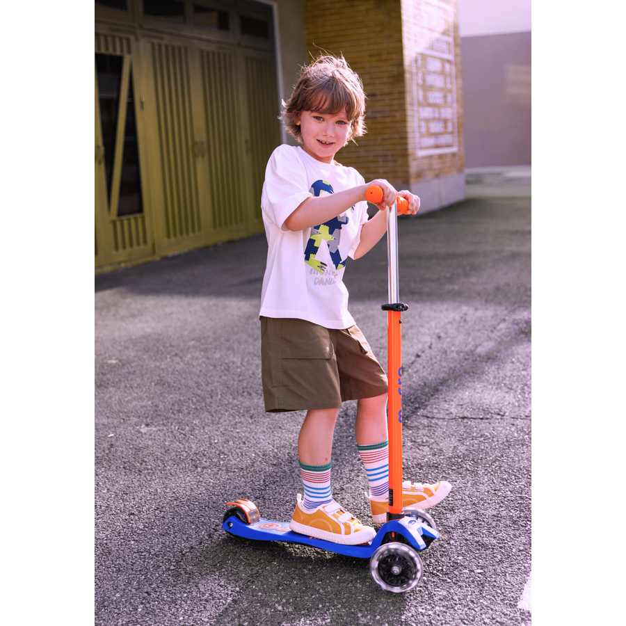 Maxi Micro step Deluxe LED  blauw oranje neon MMD231, Microstep