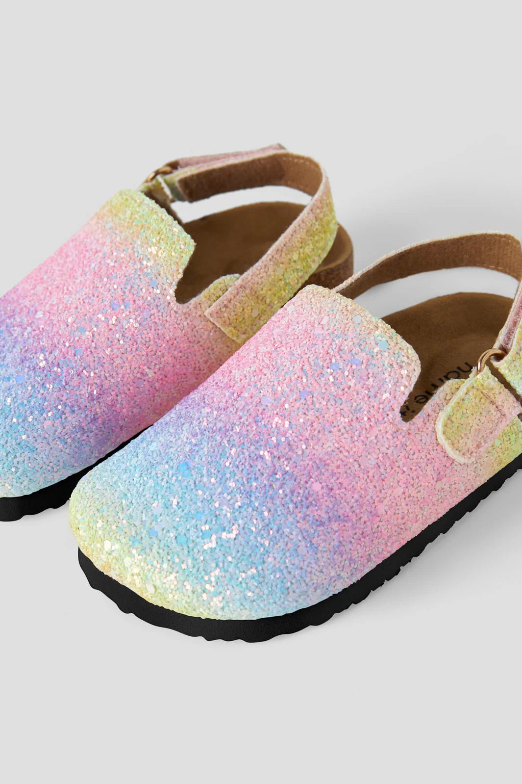 Avery Mules Rainbow, Name It