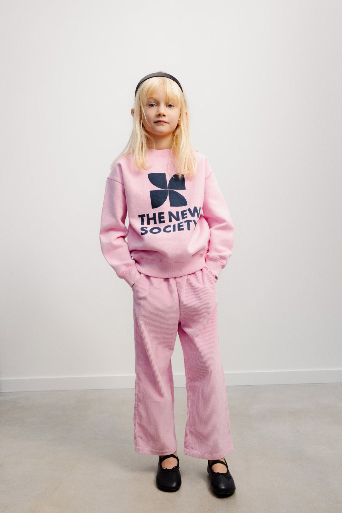 TNS Logo Sweatshirt Lilac Chiffon, The New Society
