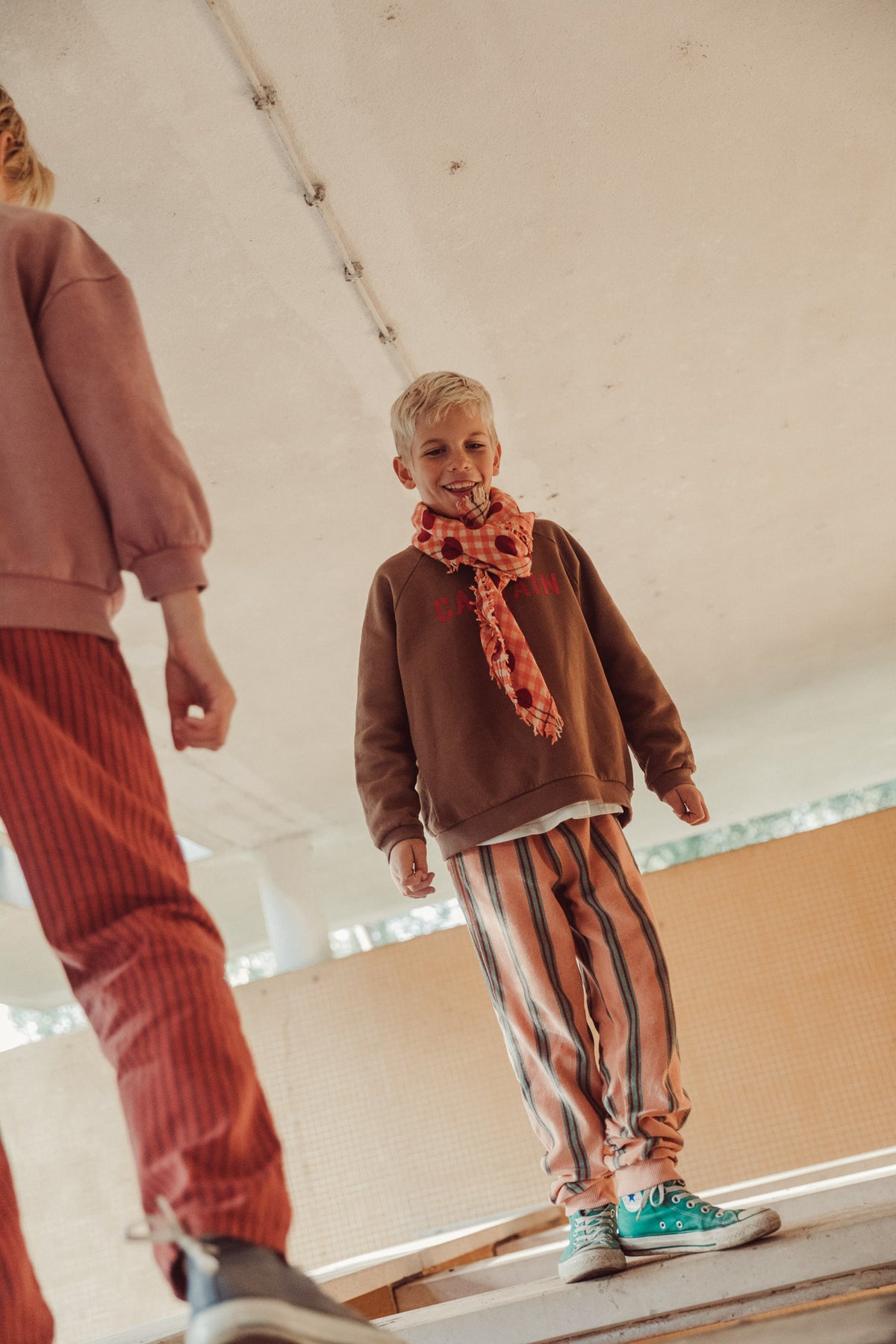Sweatshirt | brown with "captain" print, Piupiuchick
